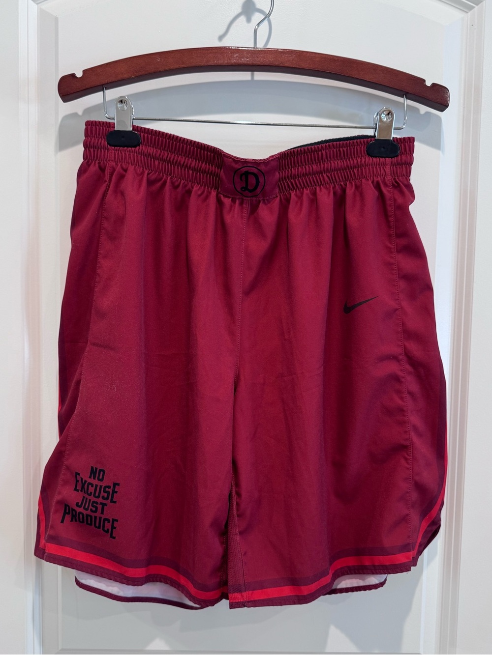 Rare Nike Men’s Drew League Maroon Athletic Shorts size XL
